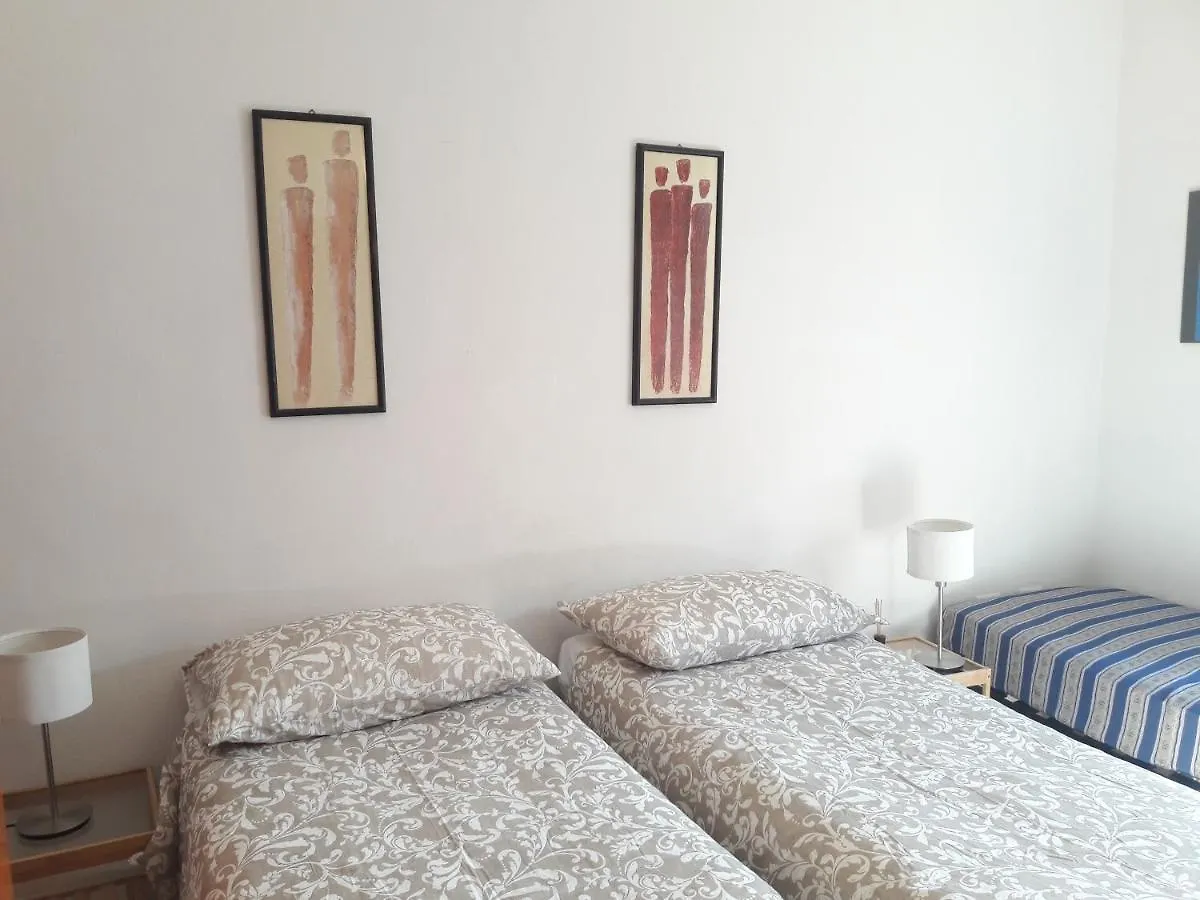 Appartamento Presso Il Teatro Lirico Cagliari 0*,  Italy